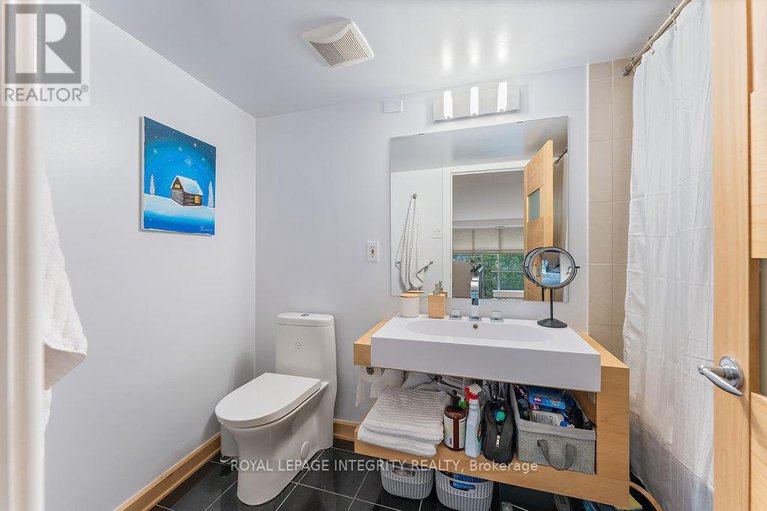 29396925/111-29-main-street/ottawa-east/ottawa/ontario/K1S1B1_25