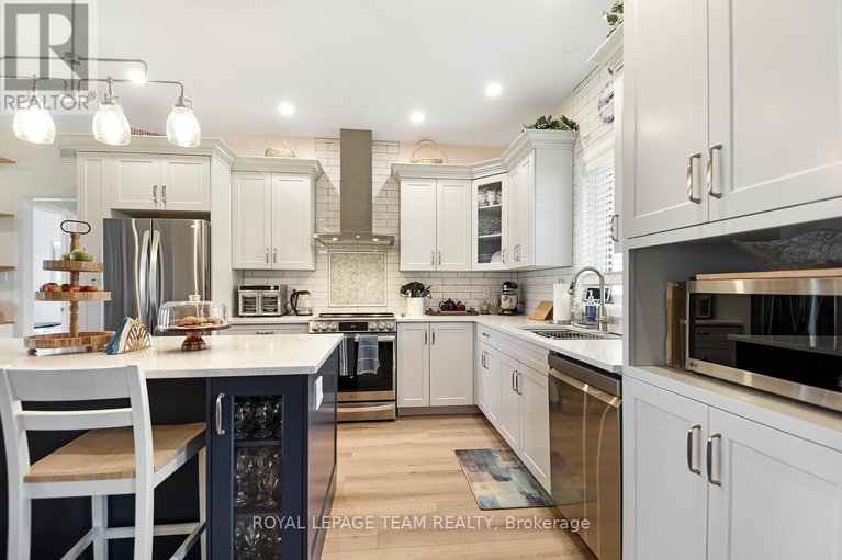 28389484/10249-county-2-road-e/south-dundas-matilda-twp/south-dundas/ontario/K0E1K0_17