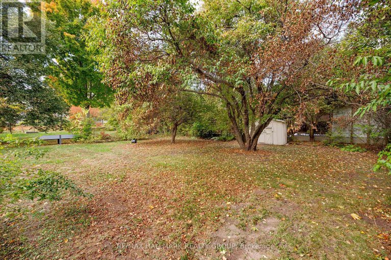 28982762/209-curry-street/kemptville/north-grenville/ontario/K0G1J0_34
