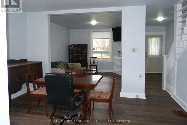 29482803/24-brouse-drive/iroquois/south-dundas/ontario/K0E1K0_13