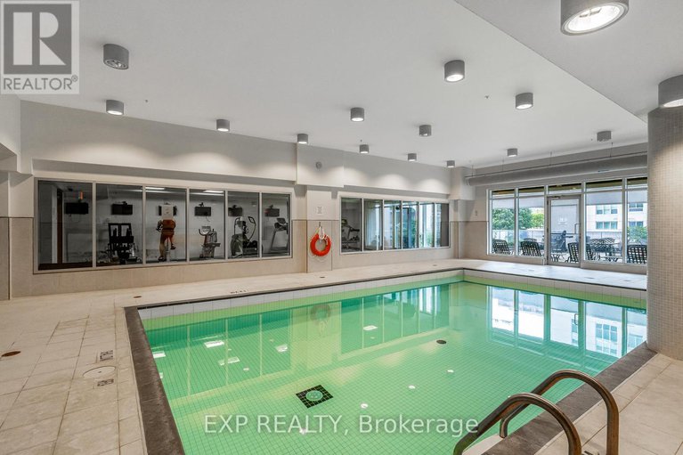 28966376/2606-242-rideau-street/sandy-hill/ottawa/ontario/K1N0B7_18