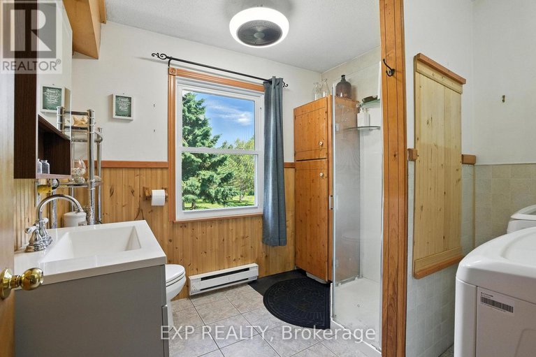 28525895/7800-34-highway/vankleek-hill/champlain/ontario/K0B1R0_14