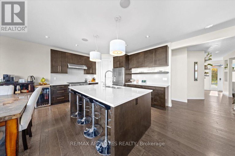 29011436/308-equine-way/emerald-meadowstrailwest/ottawa/ontario/K2V0A7_17