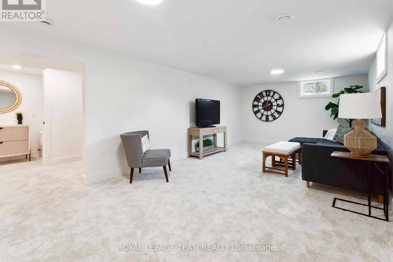28439592/5282-hillcrest-drive/manotick-long-island-nicholls-island/ottawa/ontario/K4M1E9_29