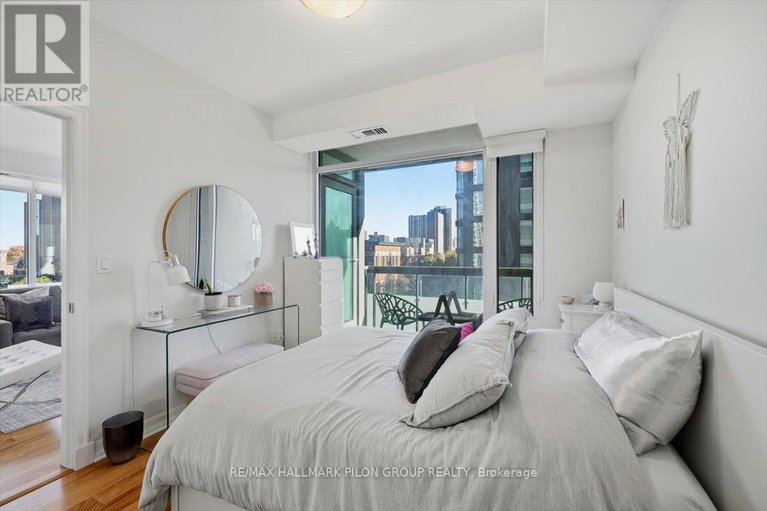 29239642/413-238-besserer-street/sandy-hill/ottawa/ontario/K1N6B1_13