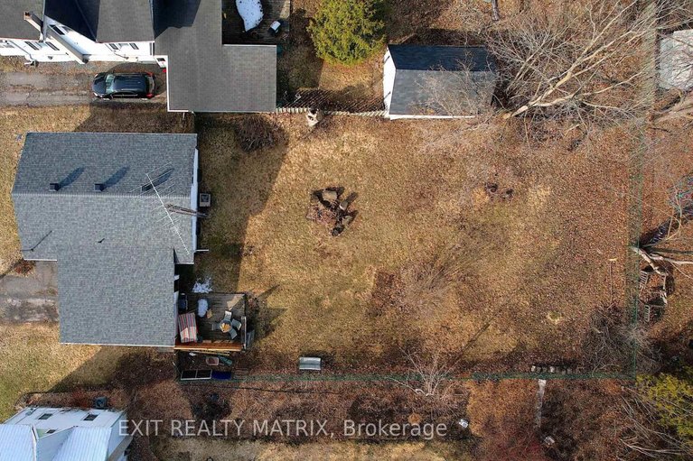 29601453/474-queen-street/winchester/north-dundas/ontario/K0C2K0_34