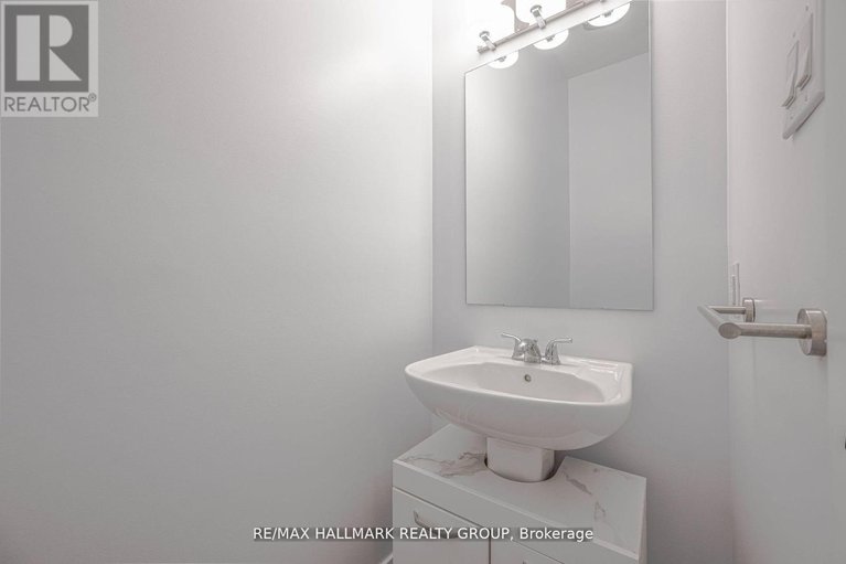 29143523/6357-perth-street/btwn-franktown-rd-fallowfield-rd/ottawa/ontario/K0A2Z0_7