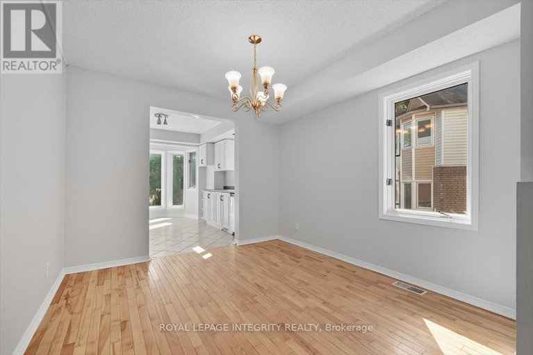 29035387/4-2949-richmond-road/britannia-heights/ottawa/ontario/K2B6S6_5