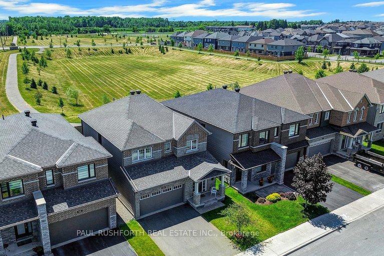 46 Knockaderry Crescent