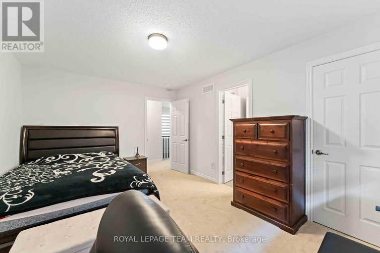 28534405/612-rye-grass-way/half-moon-bay/ottawa/ontario/K2J6Z9_34