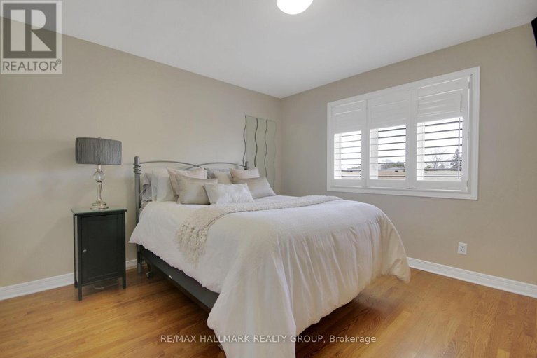 28623040/1498-kingsdale-avenue/blossom-parkkemp-parkfindlay-creek/ottawa/ontario/K1T1H2_31