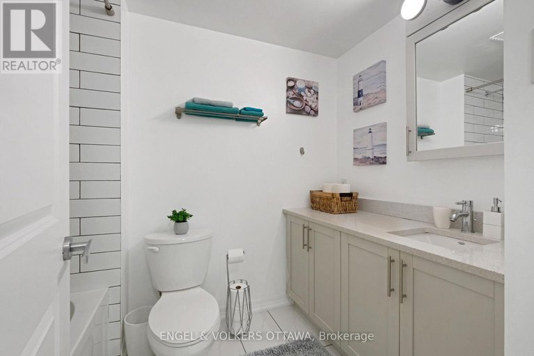 28875883/707-195-besserer-street/sandy-hill/ottawa/ontario/K1N0B6_25