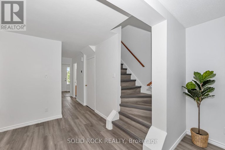 28779716/348-monica-crescent/bilberry-creekqueenswood-heights/ottawa/ontario/K1E3N5_13