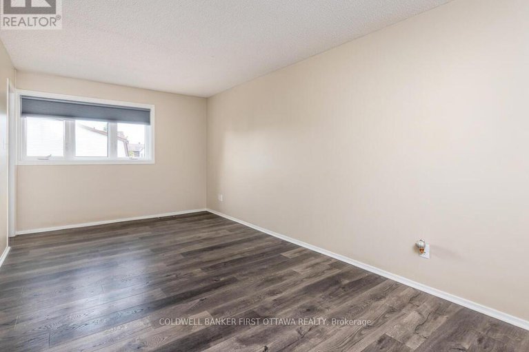 28970116/86-lightfoot-place/katimavik/ottawa/ontario/K2L3L9_20