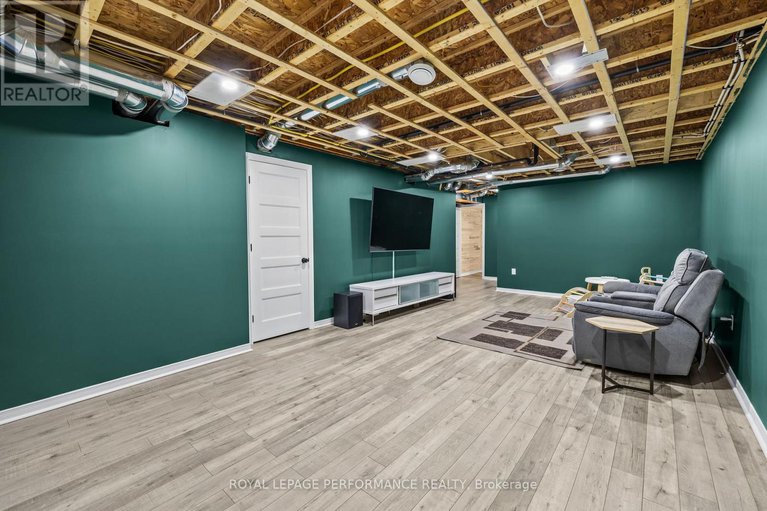 29228643/57-main-street/finch/north-stormont/ontario/K0C1K0_34