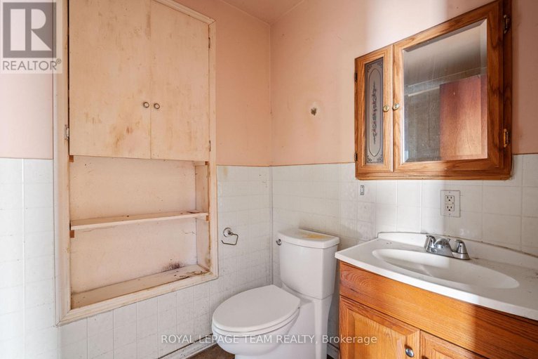 29204796/11802-county-road-18-road/south-dundas-matilda-twp/south-dundas/ontario/K0E1K0_21