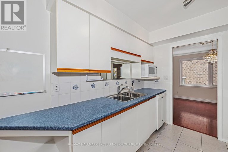 29093671/67-710-coronation-avenue/riverview-park/ottawa/ontario/K1G4G7_15