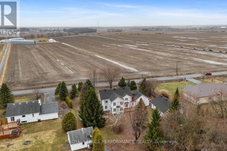 29615977/1007-st-pierre-road/embrun/russell/ontario/K0A1W0_9