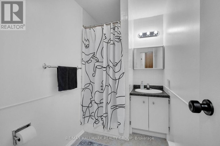 29329548/129-3445-uplands-drive/hunt-club/ottawa/ontario/K1V9N5_27