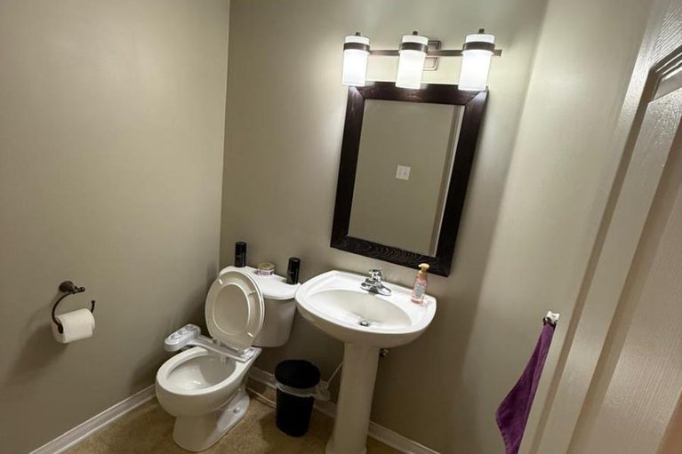 29218356/390-crownridge-drive-n/emerald-meadowstrailwest/ottawa/ontario/K2M3A4_6