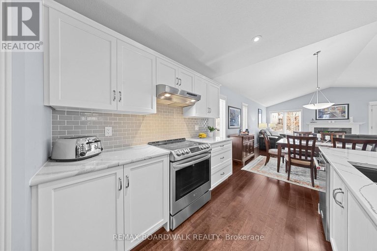 29641408/211-mckenny-street/mississippi-mills-ramsay-twp/mississippi-mills/ontario/K0A1A0_14