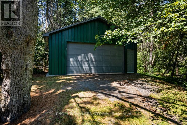 28654759/656-spruce-ridge-road/huntley-ward-south-west/ottawa/ontario/K0A1L0_37