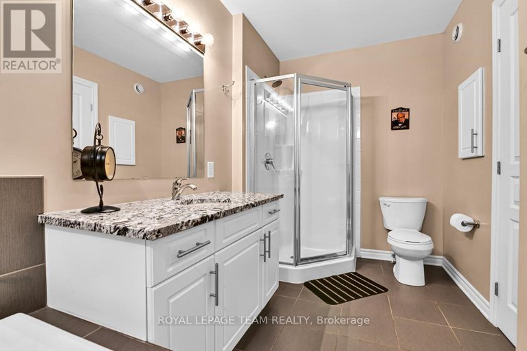 28681481/604-brian-good-avenue/riverside-southgloucester-glen/ottawa/ontario/K4M0G7_18