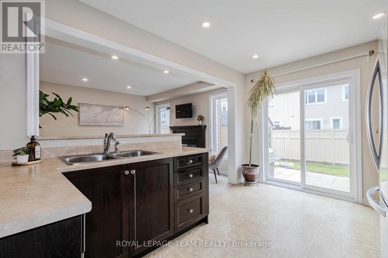 28893194/466-meadowhawk-crescent/half-moon-bay/ottawa/ontario/K2J5W7_15