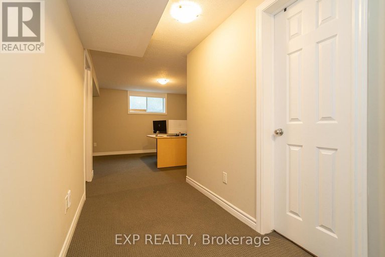 28799331/3545-woodroffe-avenue/strandherd/ottawa/ontario/K2G7A8_33