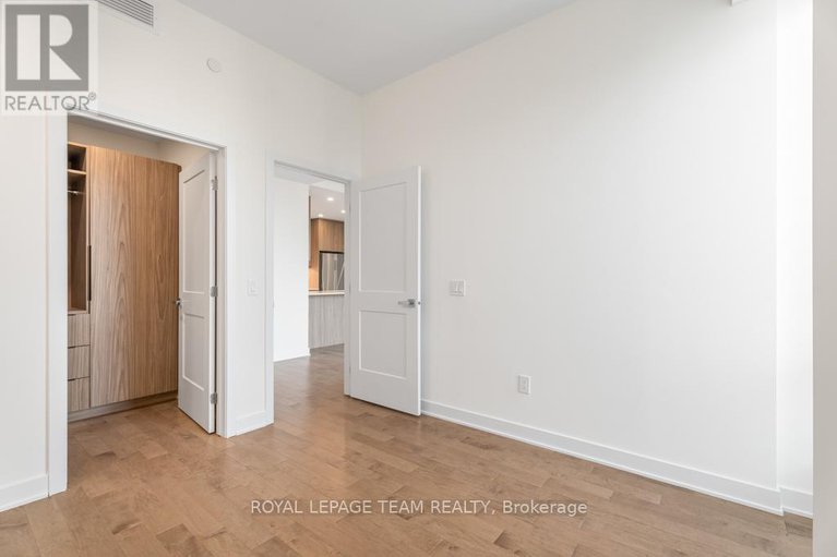 28724970/2705-340-queen-street/ottawa-centre/ottawa/ontario/K1R0G1_16
