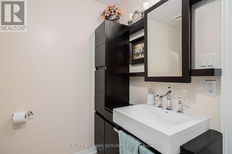 28313090/114-constance-lake-road/kanata-north-east/ottawa/ontario/K2K1X7_26