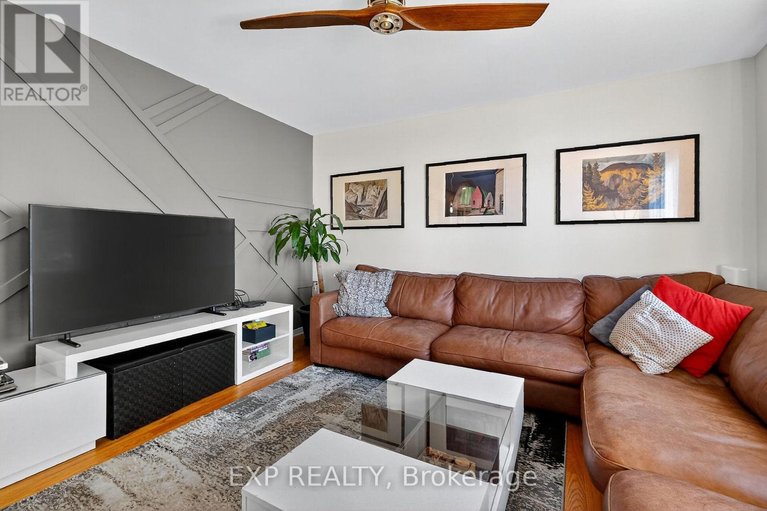 29690360/544-loucks-drive/village-of-russell/russell/ontario/K4R1B6_12