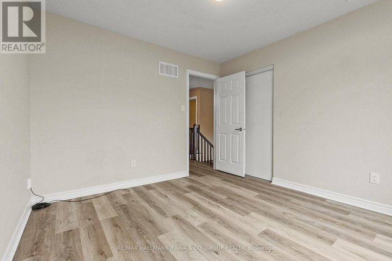 28911447/326-gallantry-way/stittsville-north/ottawa/ontario/K2S0P8_34