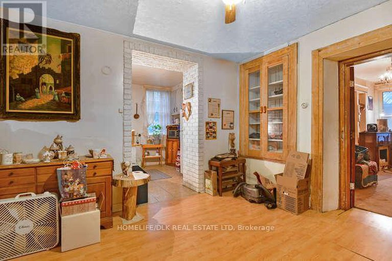 27766516/366-george-street/prescott/ontario/K0E1T0_16