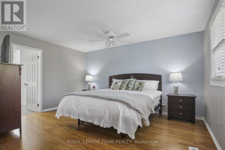 28617352/7-albury-crescent/stittsville-central/ottawa/ontario/K2S1G7_23