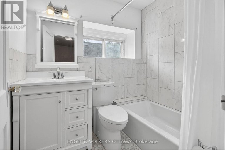 29667901/123-huron-avenue-n/ottawa-west/ottawa/ontario/K1Y0W3_19