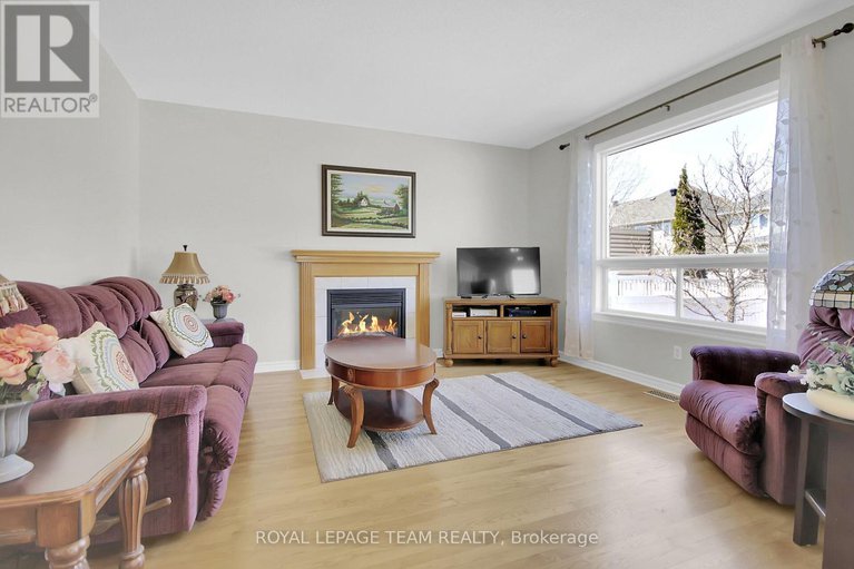 29059496/19-athena-way/barrhaven-east/ottawa/ontario/K2G6S1_14