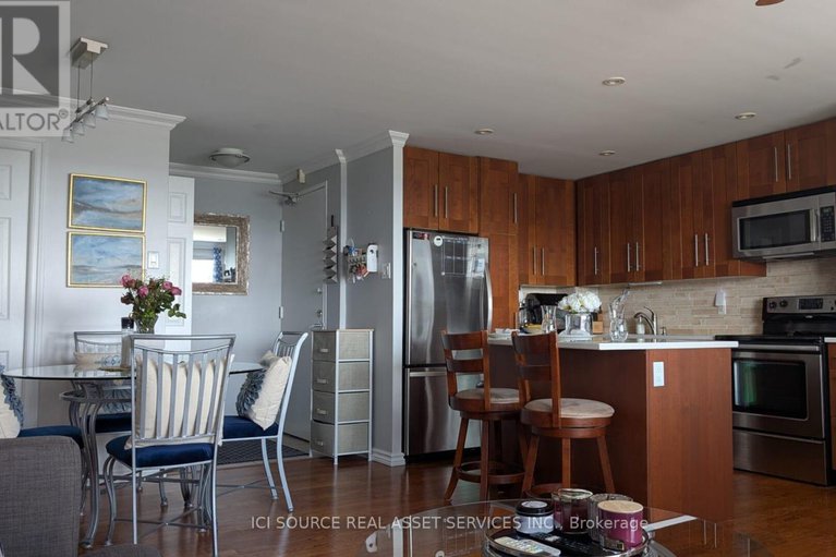 28706919/711-20-chesterton-drive/borden-farmstewart-farmcarleton-heightsparkwood-hills/ottawa/ontario/K2E6Z7_4
