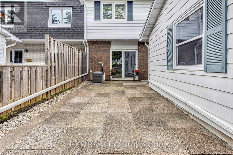 28498243/64-68-ramsgate-private/mooneys-bayriverside-park/ottawa/ontario/K1V8M4_29
