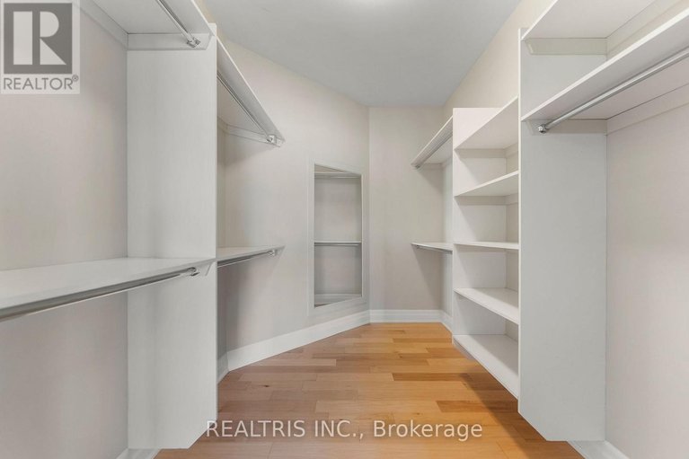 29604659/5813-red-castle-ridge/manotick-east-to-manotick-station/ottawa/ontario/K4M0A4_20