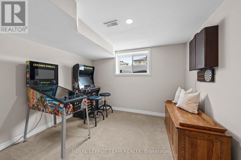 29392522/257-denali-way/stittsville-north/ottawa/ontario/K2S0R2_41