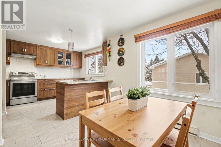 29397617/1931-ashmont-street/chapel-hill/ottawa/ontario/K1C7B9_11