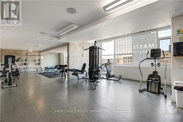 27496513/201-parkdale-avenue-unit506/mechanicsvilletunneys-pasture/ottawa/ontario/K1Y1E8_10