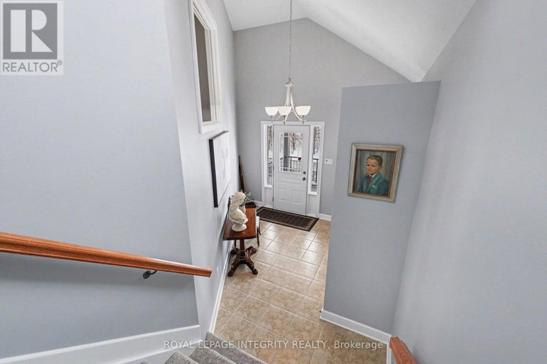 29434198/15-marsh-sparrow-private/morgans-grantsouth-march/ottawa/ontario/K2K3P1_7