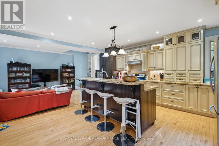 28582293/81-mackay-street/new-edinburgh/ottawa/ontario/K1M2E4_11