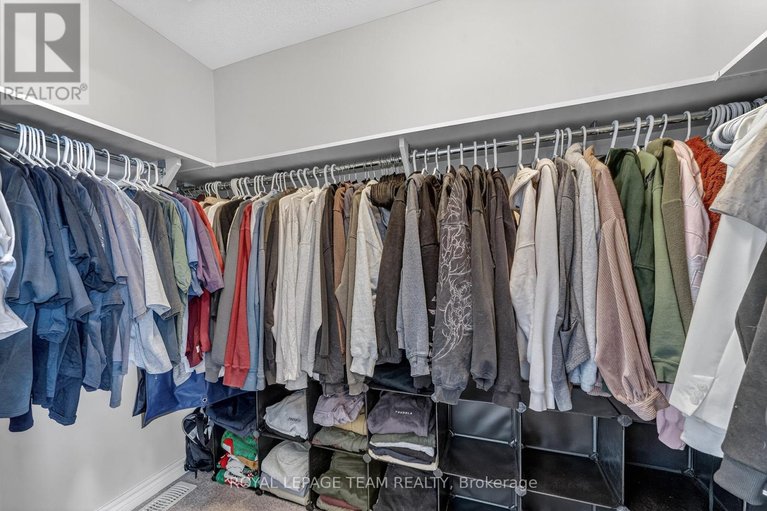 29608871/1214-cavallo-street/stittsville-south/ottawa/ontario/K2S0Z4_35