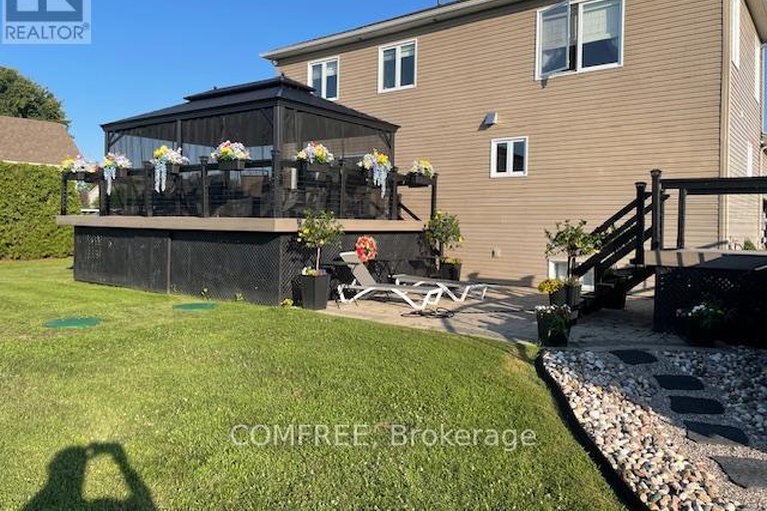 29439806/162-sophie-street/clarencerockland-twp/clarence-rockland/ontario/K4K1K7_29