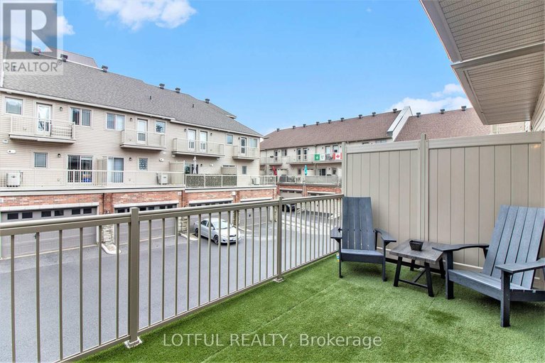 28406449/122-matador-private/carson-meadows/ottawa/ontario/K1K2V7_17