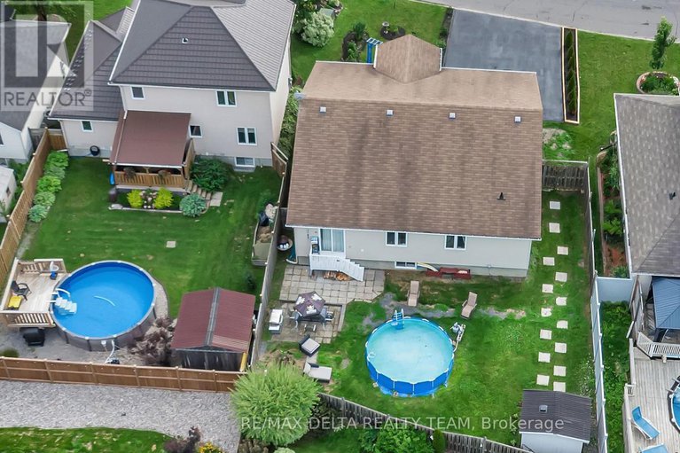 28595130/400-centenaire-street/embrun/russell/ontario/K0A1W0_38