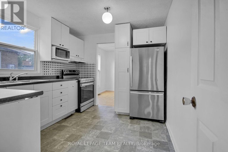 28738547/52-bowhill-avenue/borden-farmstewart-farmcarleton-heightsparkwood-hills/ottawa/ontario/K2E6S7_11
